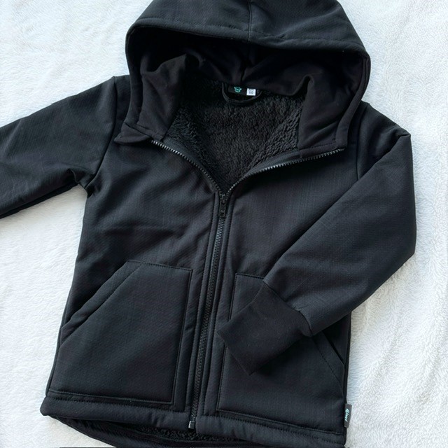 Kinder Winter Softshelljacke mit Lammfell schwarz