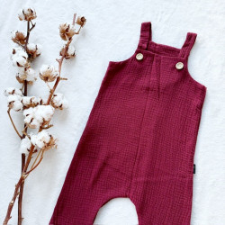 Kind Sommer Muselino Trägershorts bordeaux