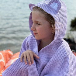 Kinderponcho mit Kapuze und lila Ohren